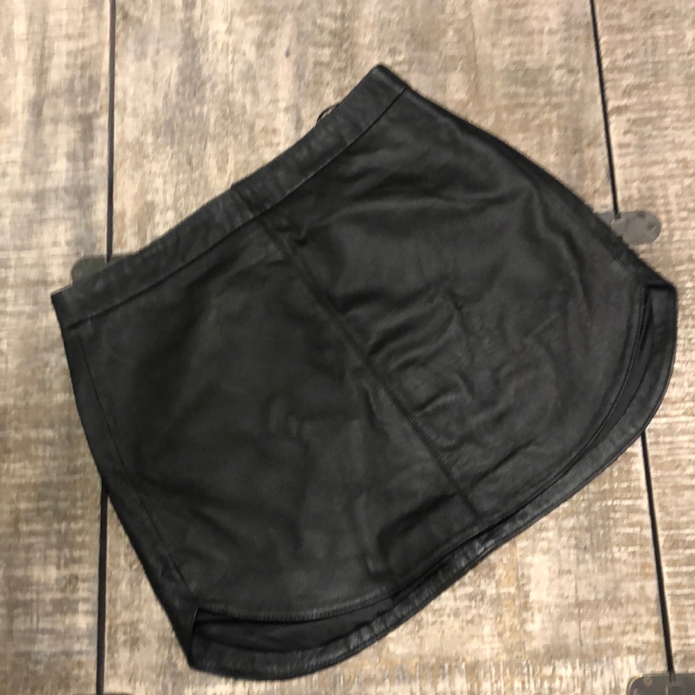 BB Dakota Real Leather skirt - BEAUTIFUL